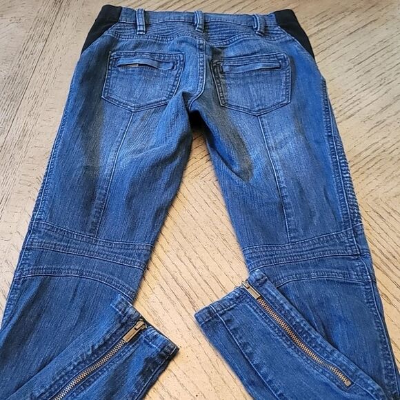 BCBGMAXAZRIA size 26 maternity moto jeans - Picture 5 of 8